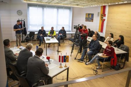 Tiskovna konferenca glede projekta dveh polmaratonov "2 državi 1 cilj" 2